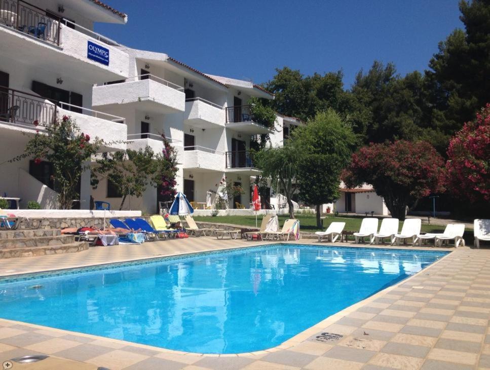Amalia Apartments Koukounaries Exterior foto